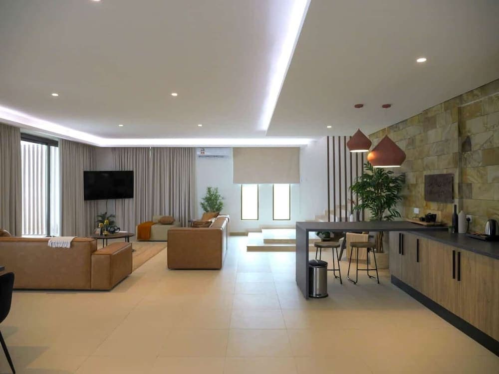 RED 9  AL Marneef chalets photo 2