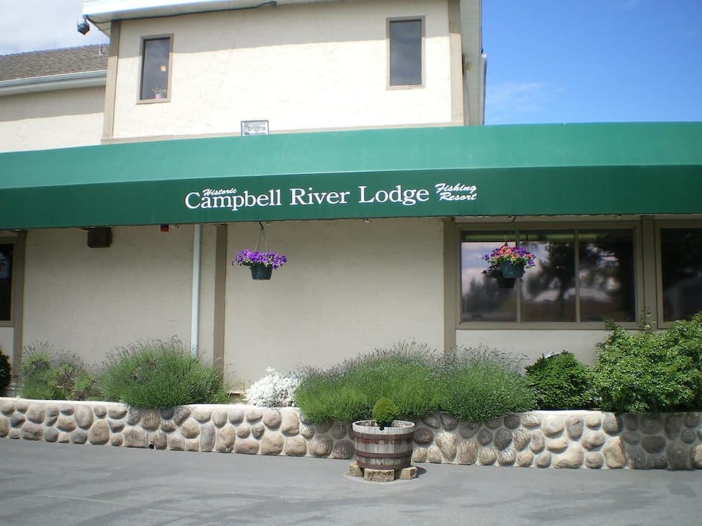 Campbell River Lodge by Riverside photo 5