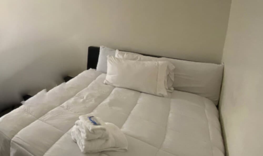 Island Comfort Bed & Breakfast photo 3