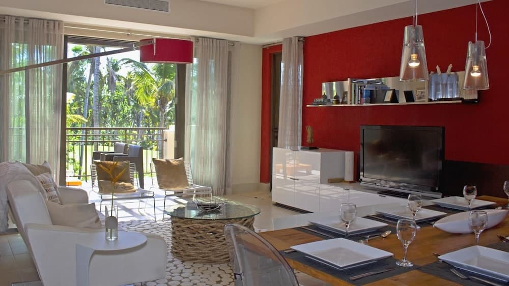 Villa in Red photo 4
