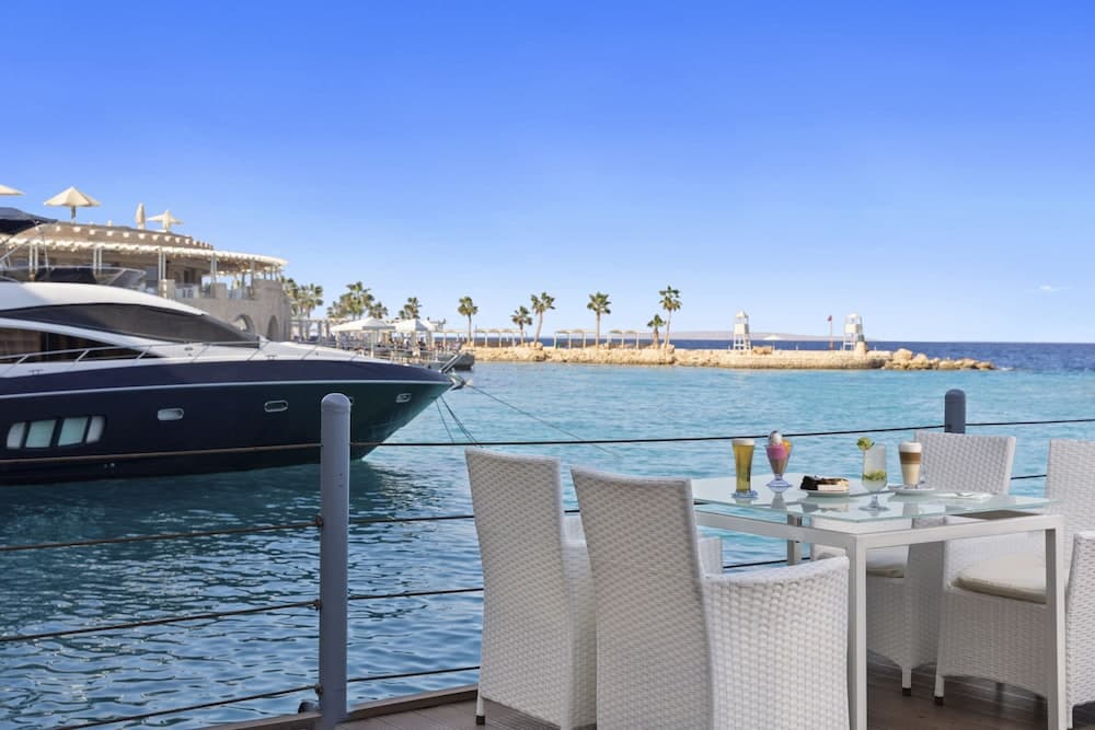 Pickalbatros Citadel Resort Sahl Hasheesh photo 3