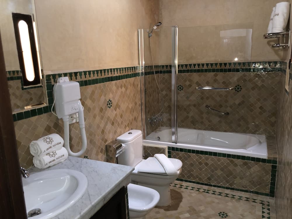 Le Grand Alcazar photo 5