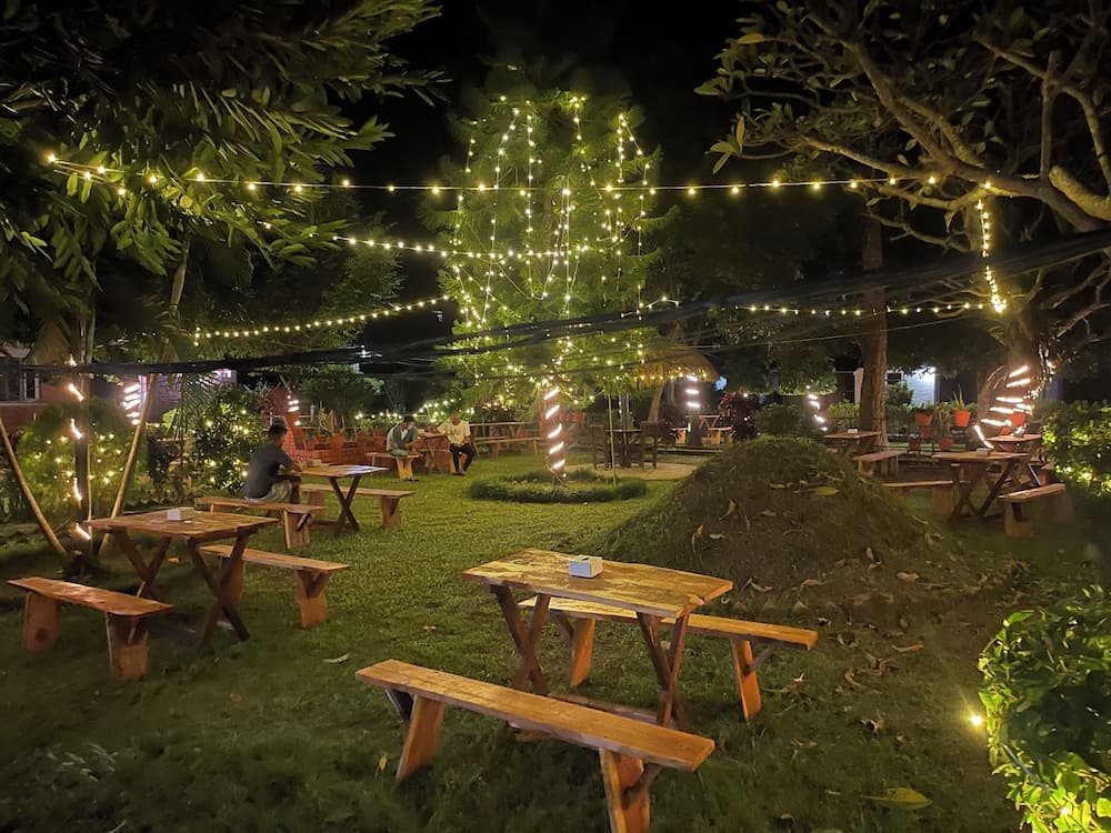 Hotel Tharu Garden photo 3