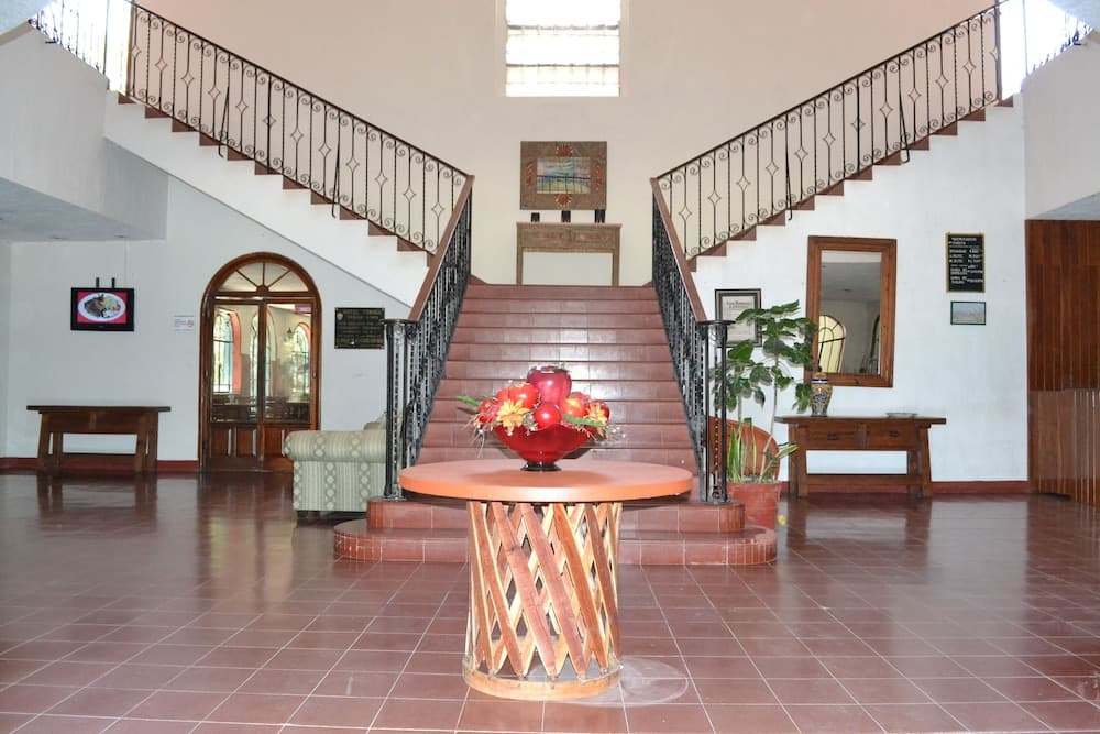 Hotel Spa Taninul photo 6