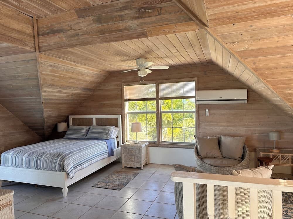 Seaside Serenity: Private Retreat With Ocean Views