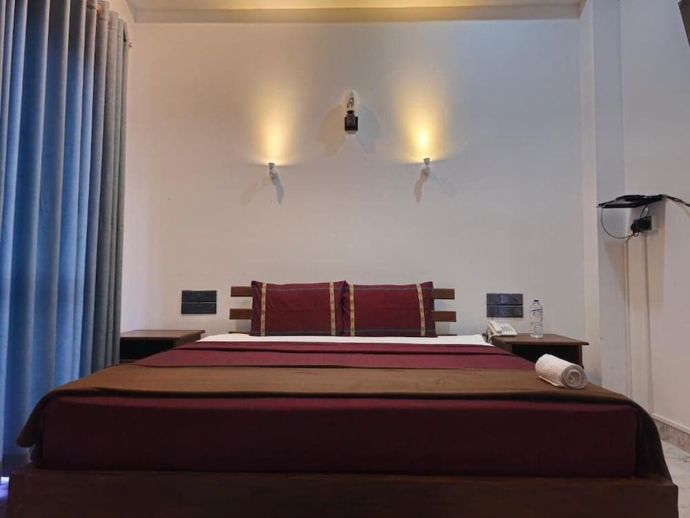 Golden sky Residence photo 3