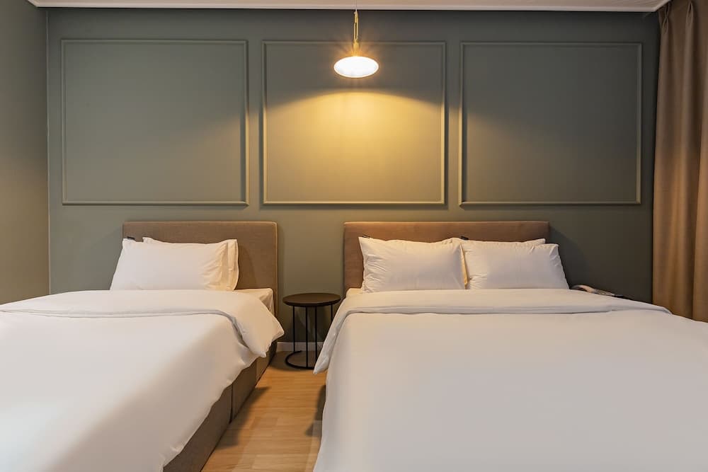Brown Dot Hotel photo 3