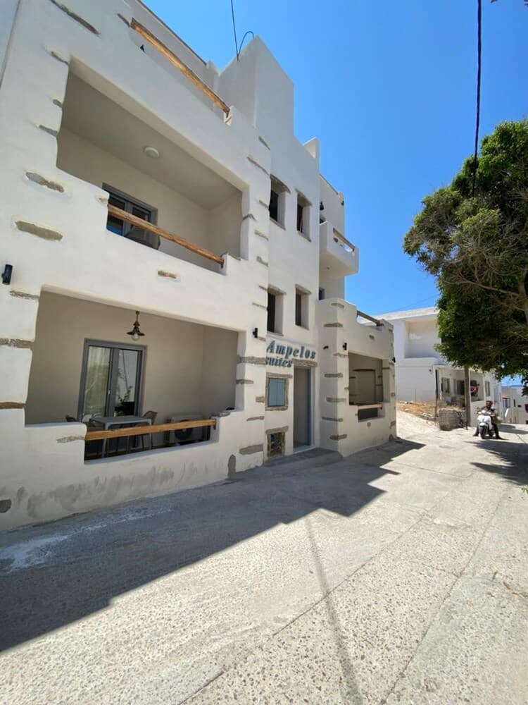 Ampelos Suites