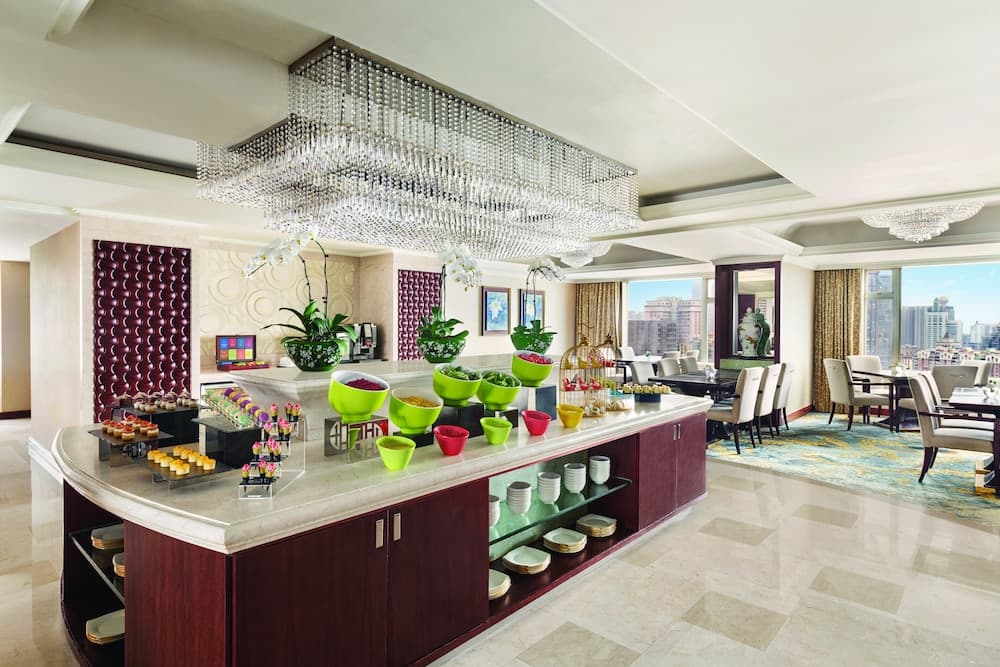 Shangri-La Wuhan photo 4