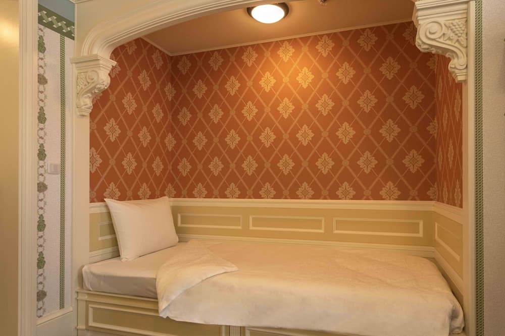 Tokyo Disneyland Hotel photo 5