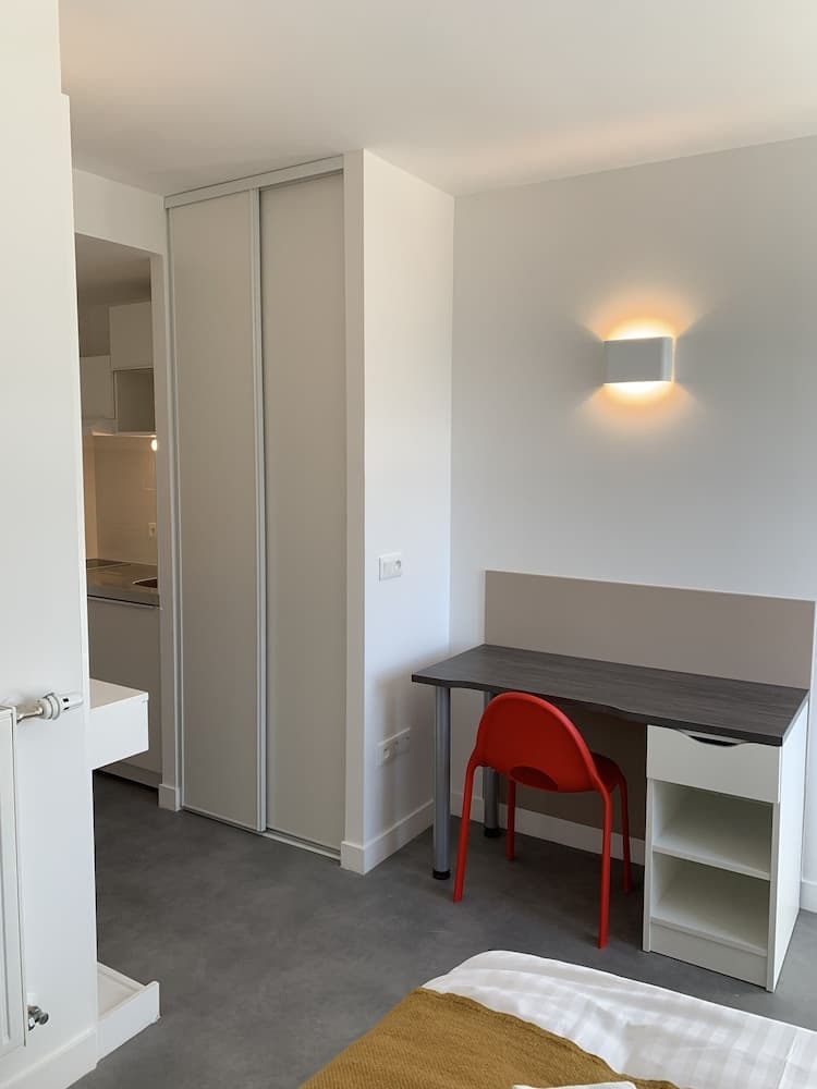 Moov'Appart Hotel Clichy photo 3