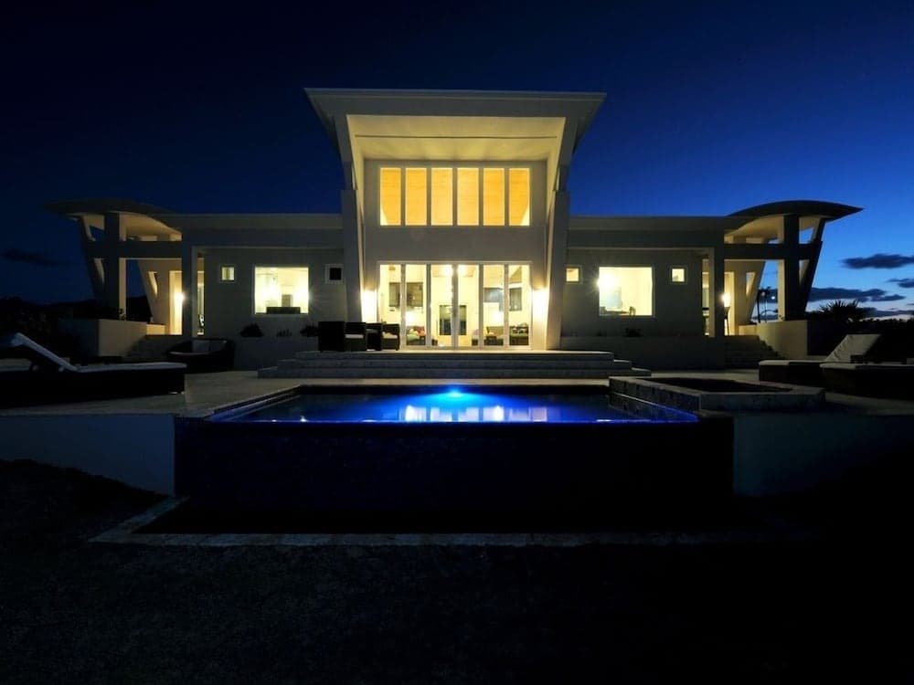 Sky Beach Club Villa Waterfall 1 4 Bedroom Villa