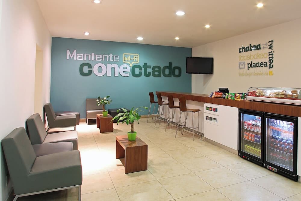 One Querétaro Aeropuerto Hotel photo 7