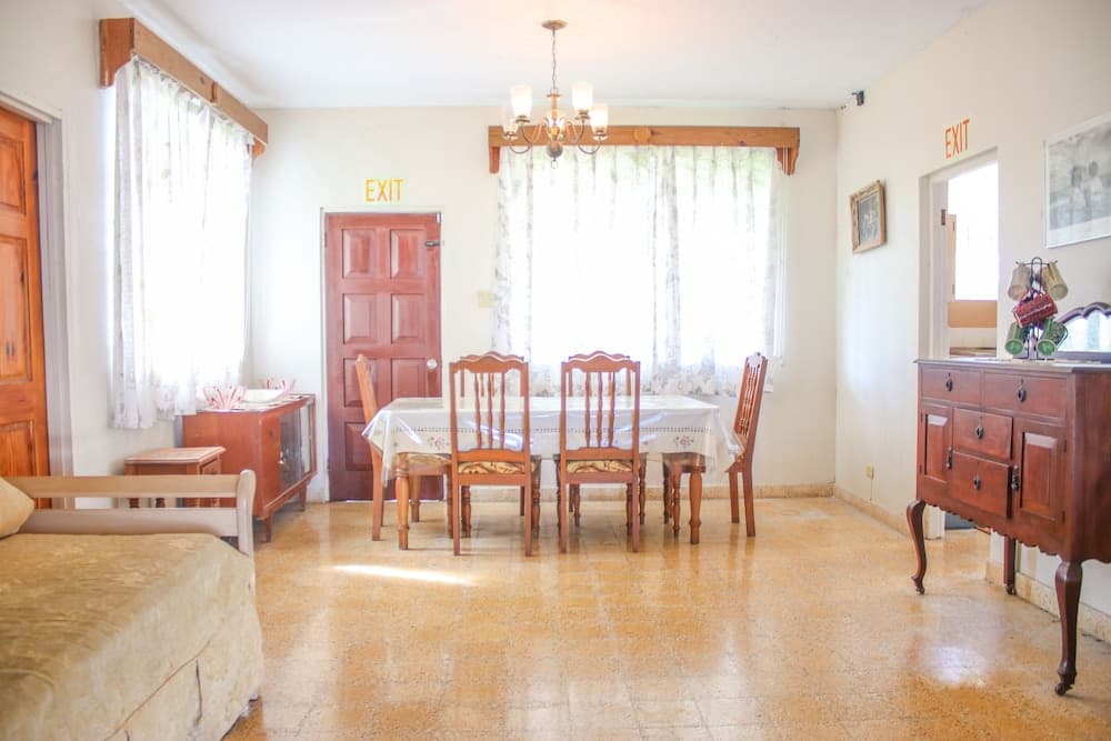 Rica Vista Beach Cottages photo 7