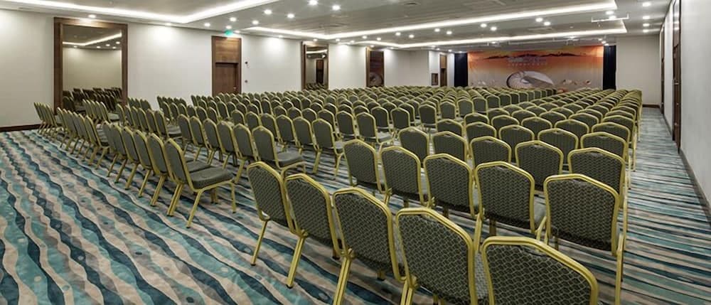 meeting & event spaces