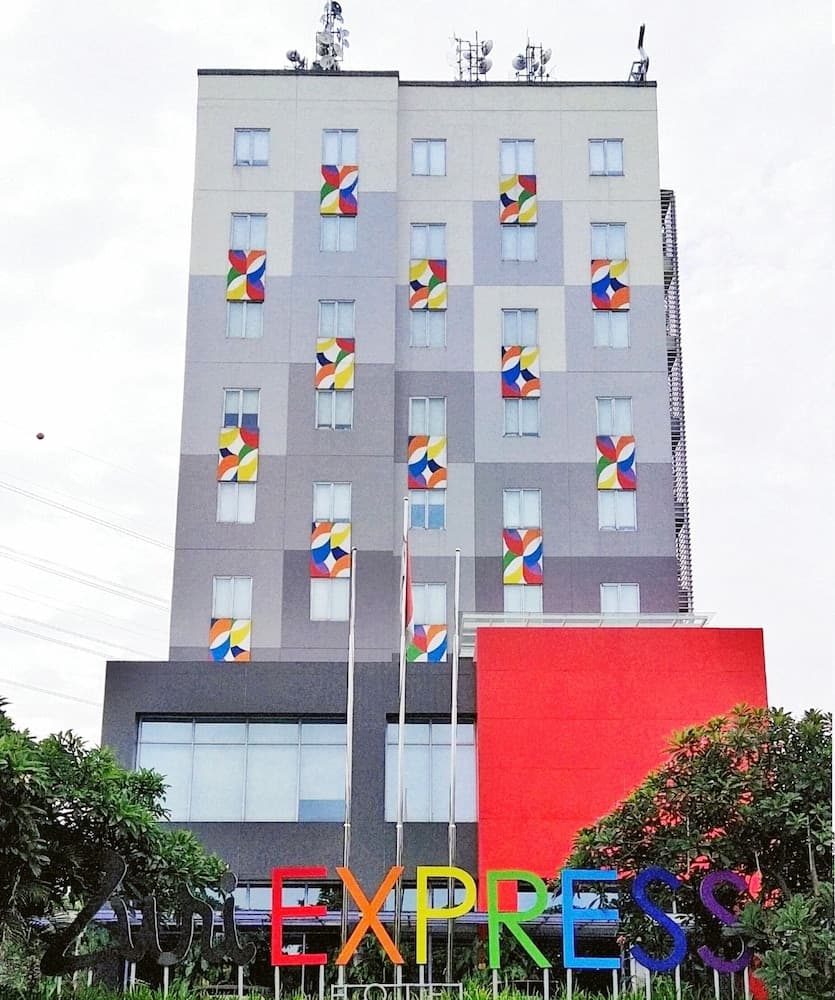 Zuri Express Lippo Cikarang