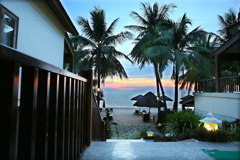 Tropicana Resort photo 8