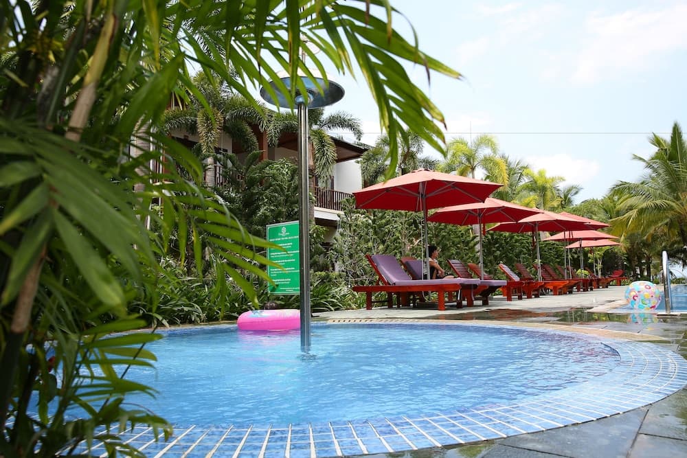 Tropicana Resort photo 3