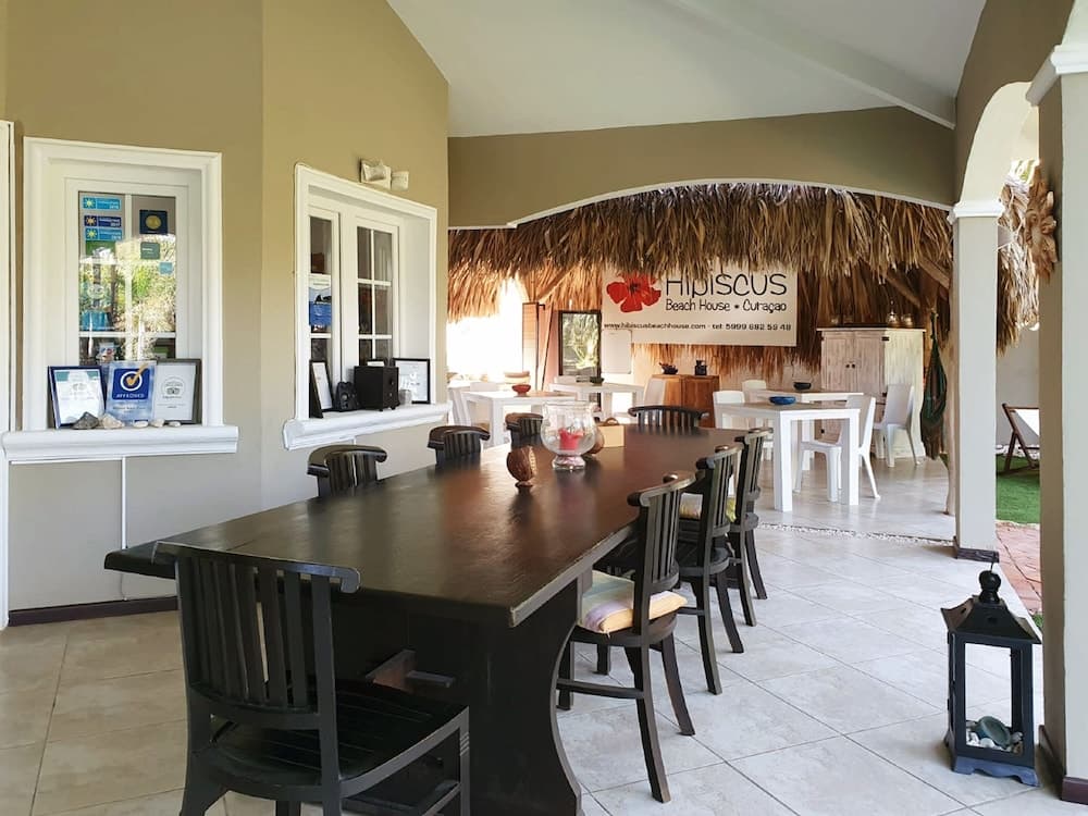 Hibiscus Beach House photo 8