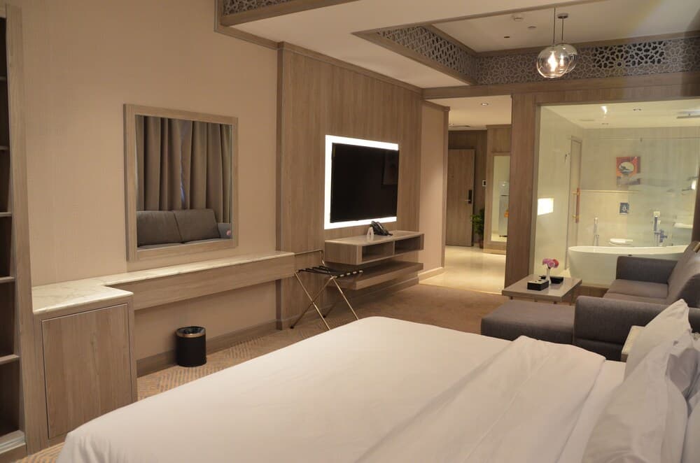Crown Suite photo 2
