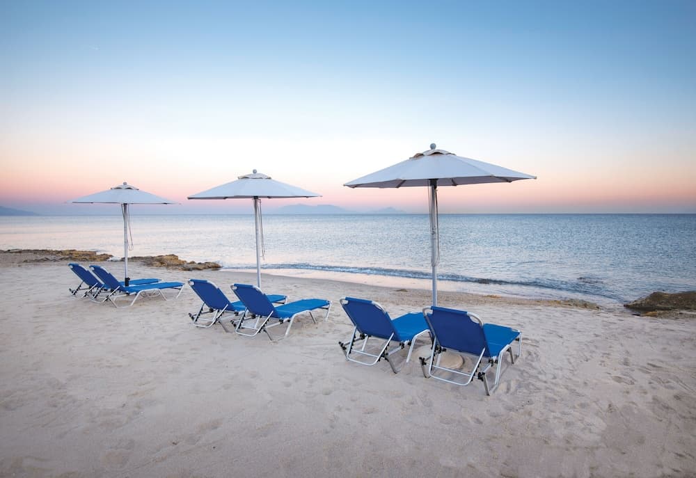 Grand Blue Beach Hotel photo 3