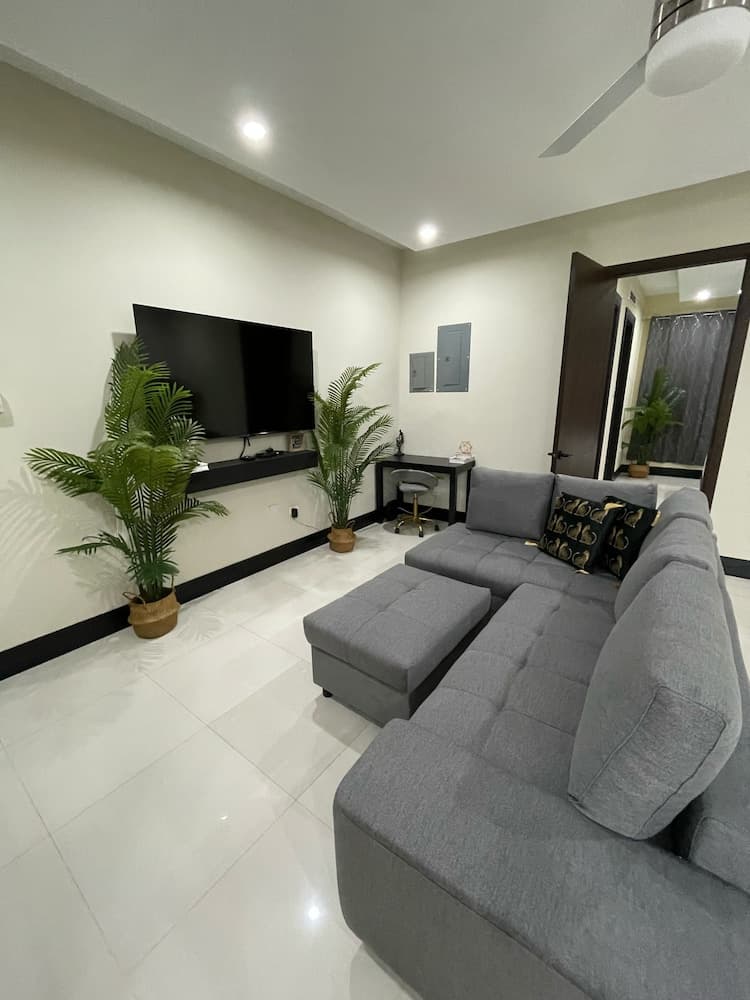 Paddington Terrace Oasis photo 8