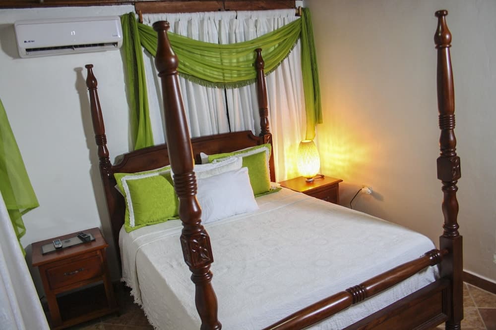 Hotel SeaBreeze photo 2