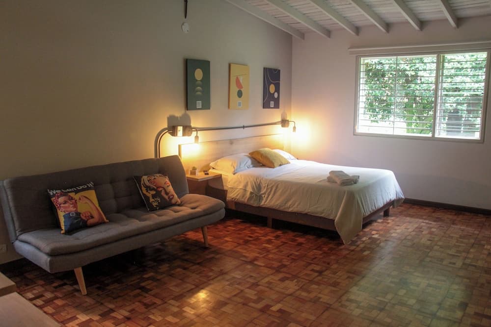 Frontera by Roots Rentals photo 6