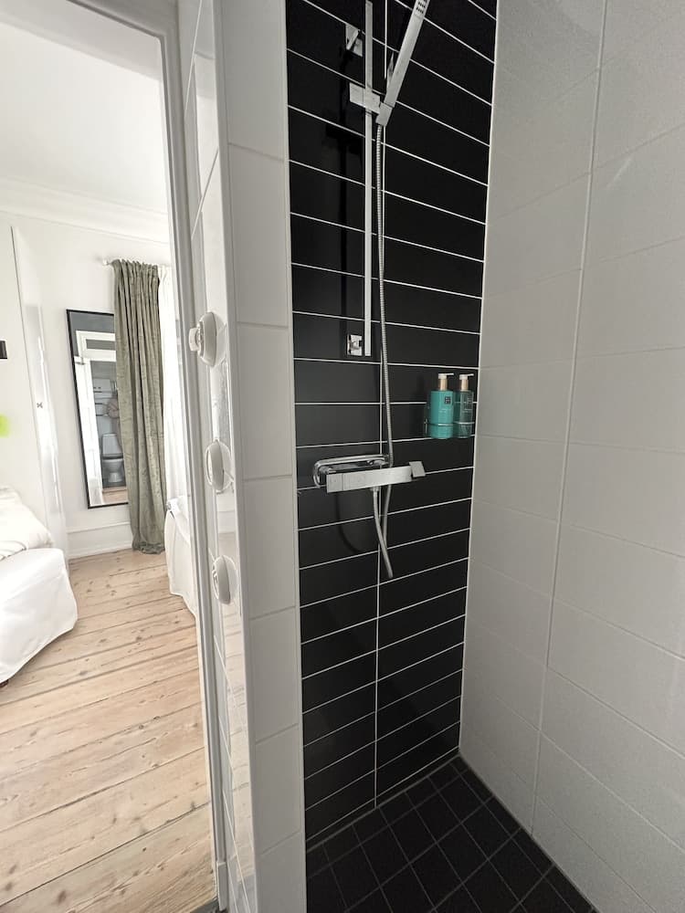 Hallfreda Hotel photo 9