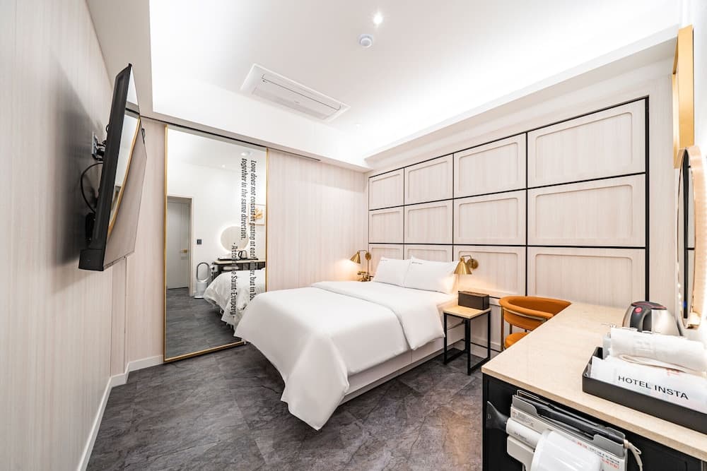 Insta Hotel - Main Branch photo 8