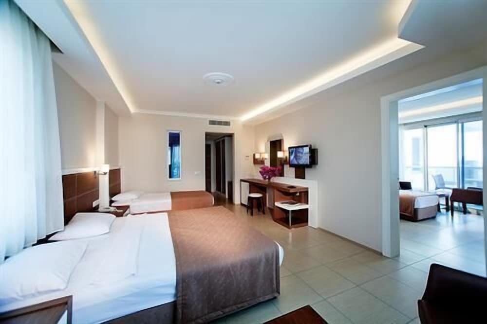 Venessa Beach Hotel photo 4