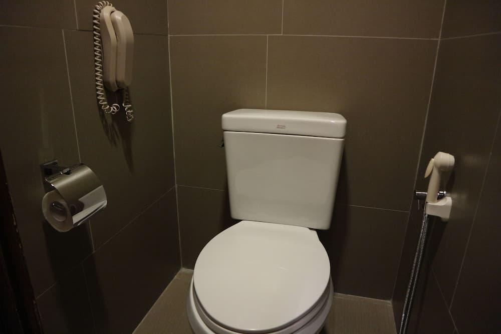 Garden Orchid Hotel photo 2