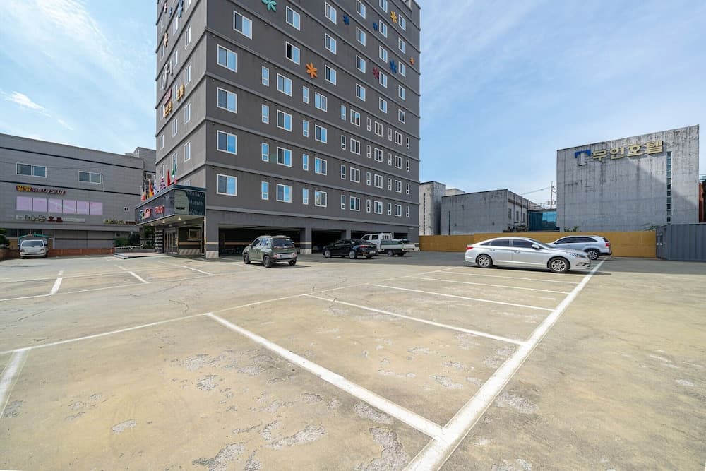 F-one Hotel photo 2