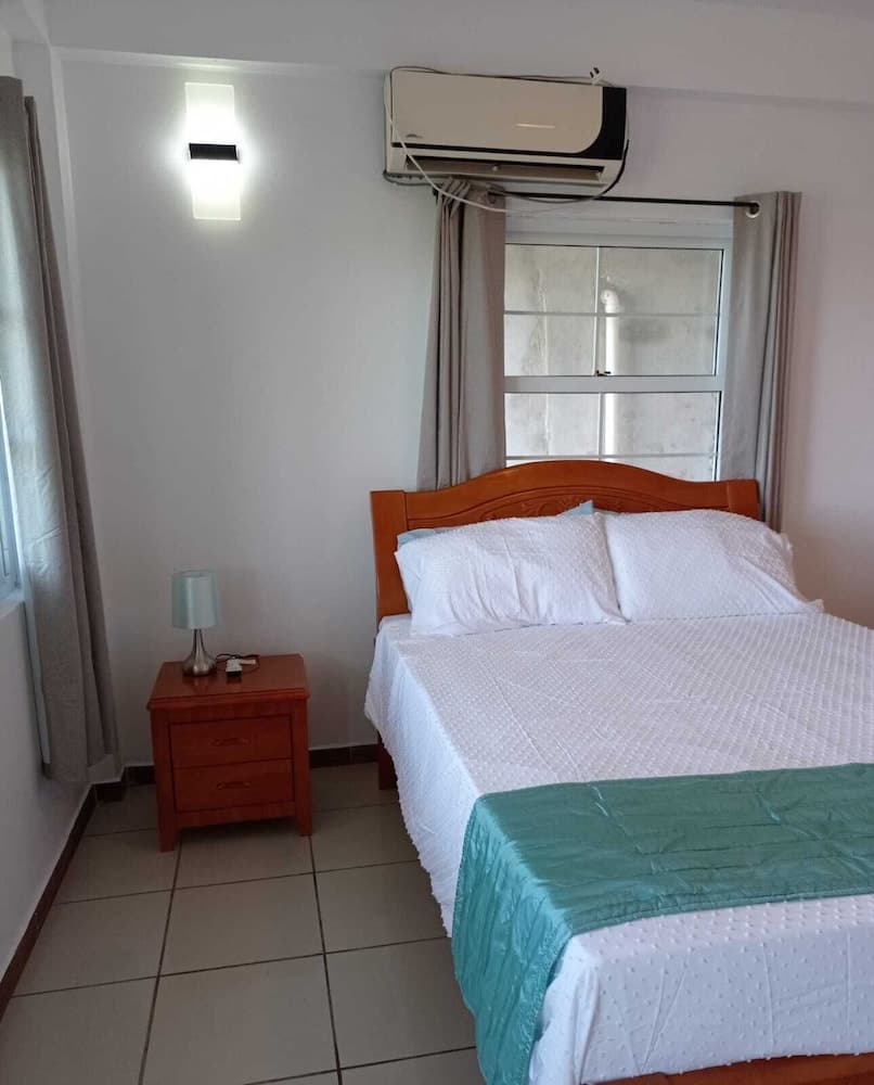 Christophers Apartments
