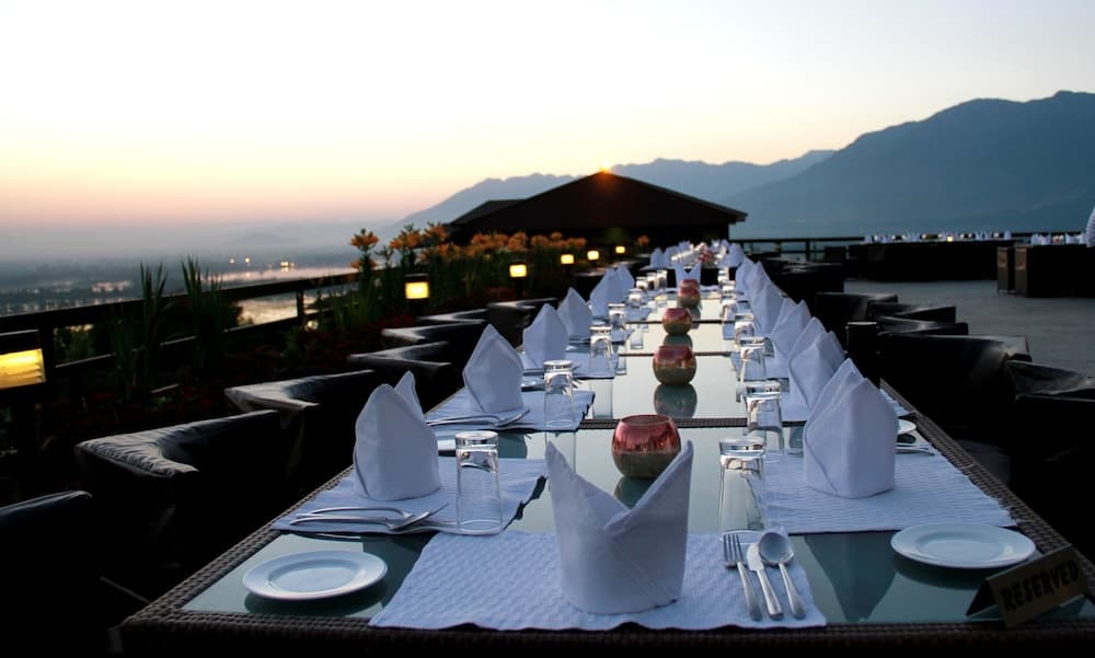 Taj Dal View Srinagar photo 4