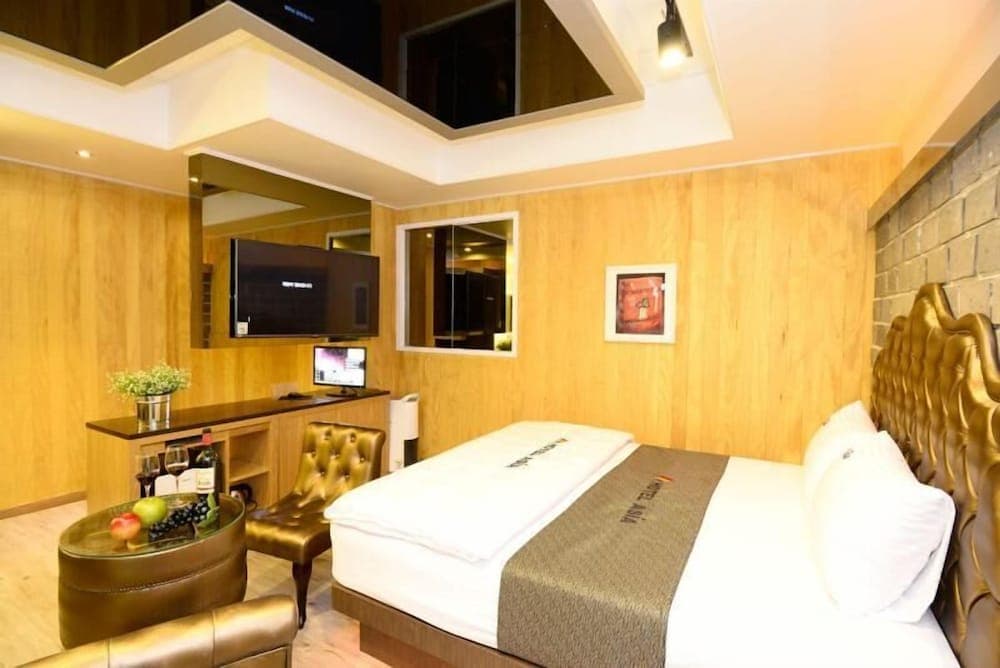 Hotel Asia photo 9