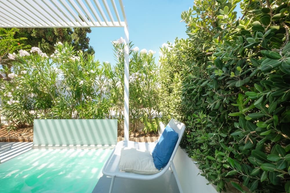 Relux Ios Hotel photo 4