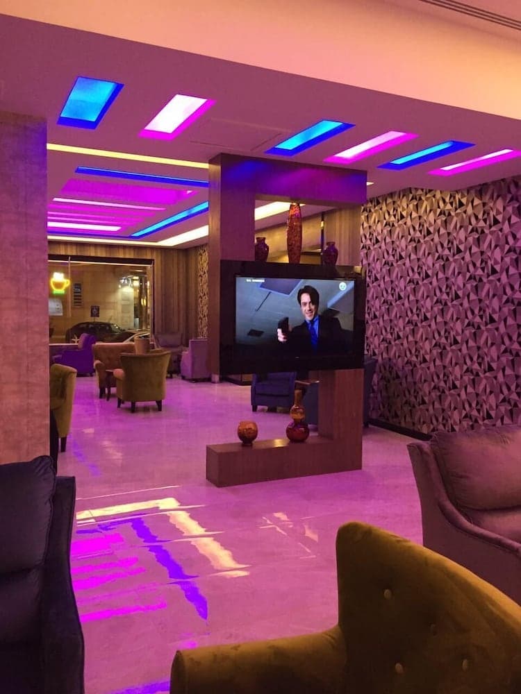 lounge