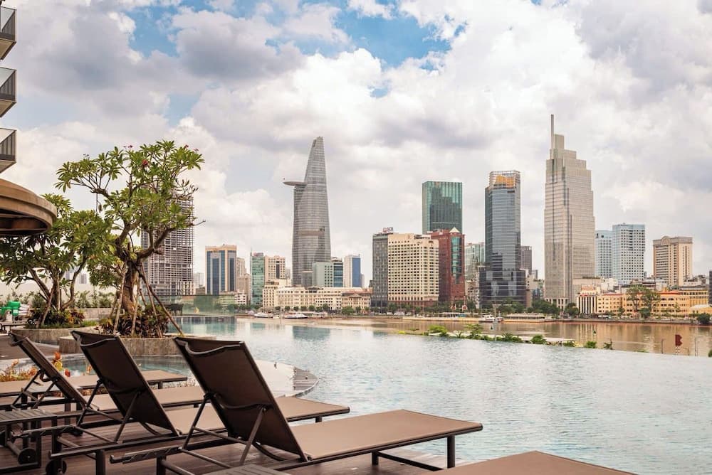 Landmark 81 Magical Tower Apartment