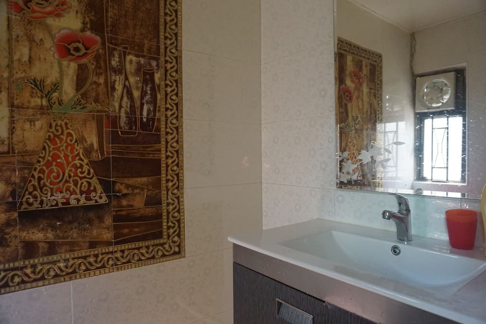 Nathan House photo 2