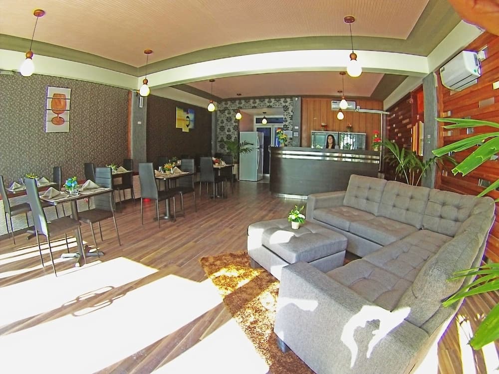 Seasunbeach Hotel photo 2