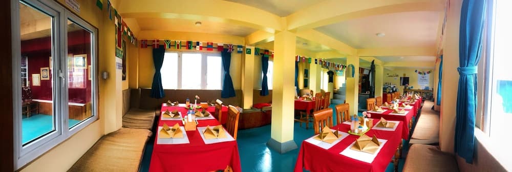 Thanka Inn Gokyo photo 3