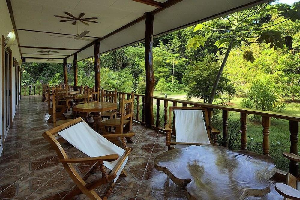 Omusee Guesthouse photo 7
