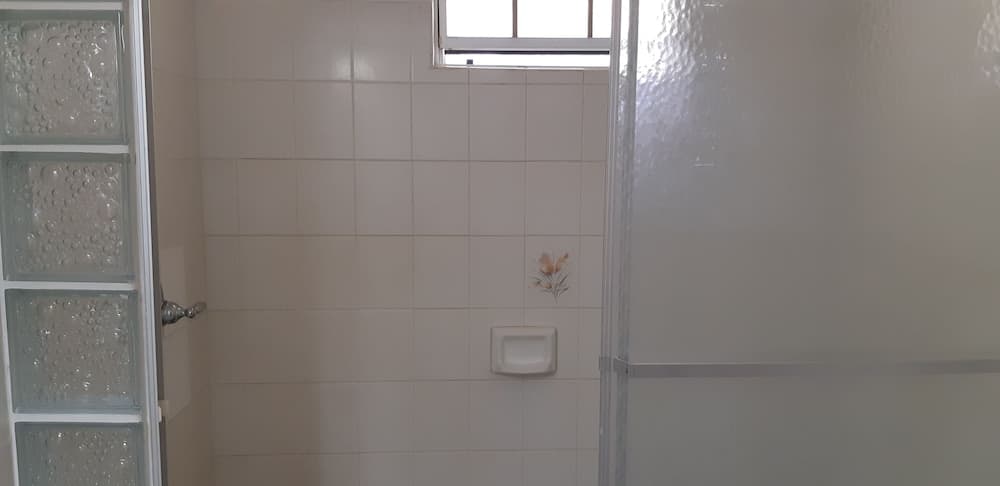Leisure Inn photo 2