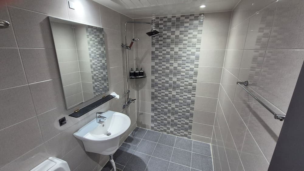 HOTEL DEMEURE photo 9