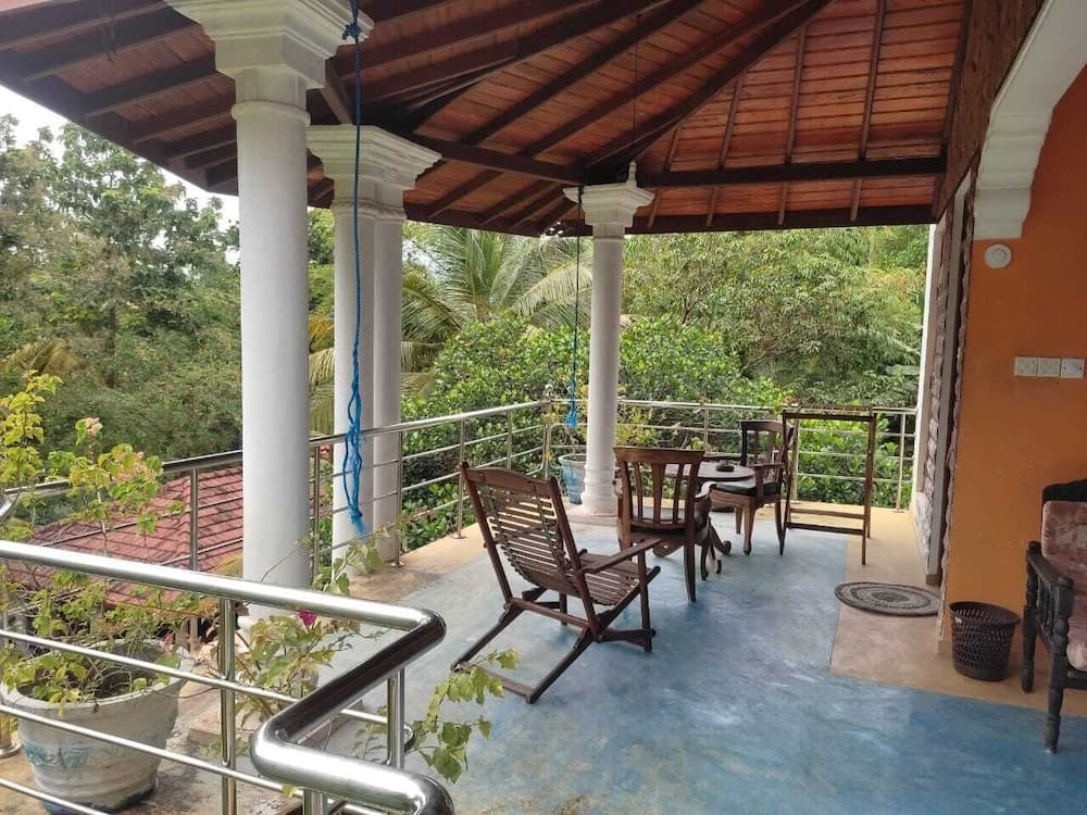 Utopia villa photo 4