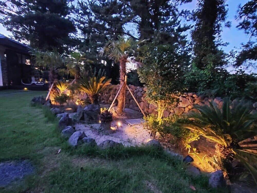 JEJU E.KYUNG photo 6