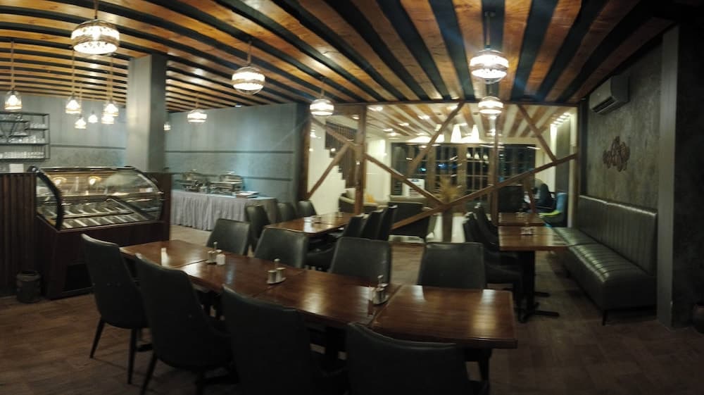 Lagoon Lodge photo 7