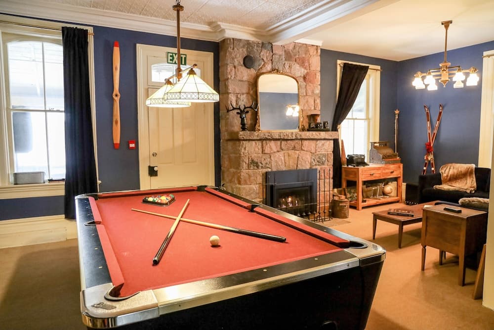 The Saucy Willow Inn and Cottages photo 2