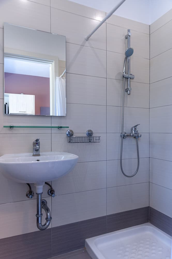 Gelli Apartments photo 4